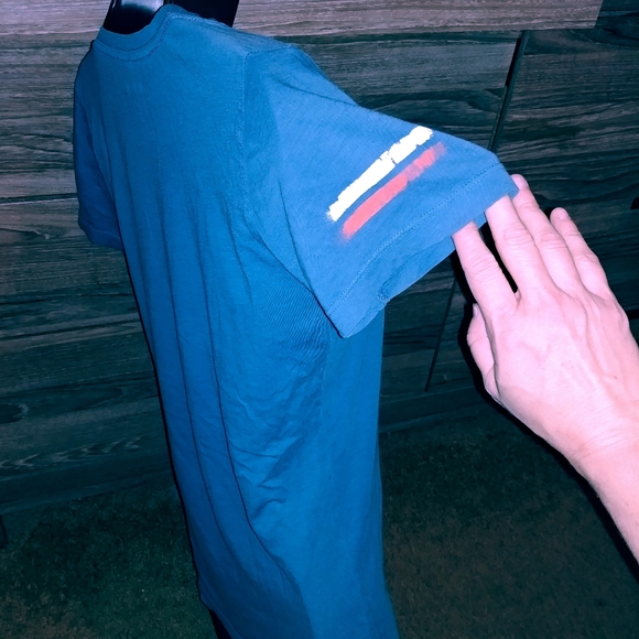 Women's Hurley tshirt - Picture 4 of 5